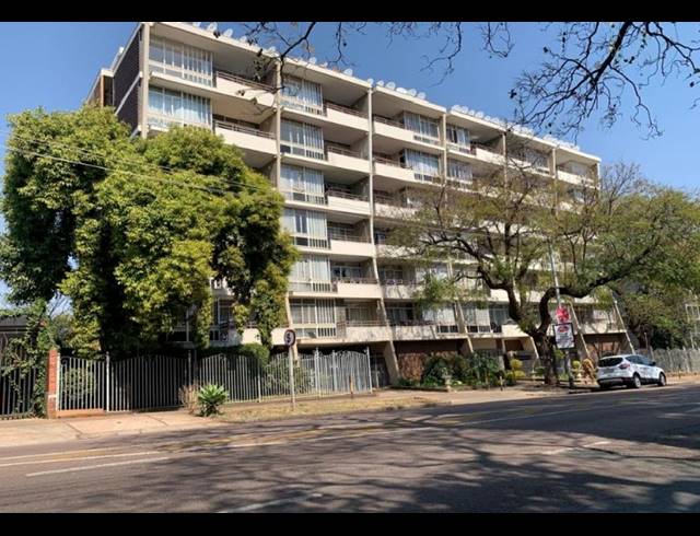 2 BEDROOM APARTMENT FOR SALE IN ARCADIA